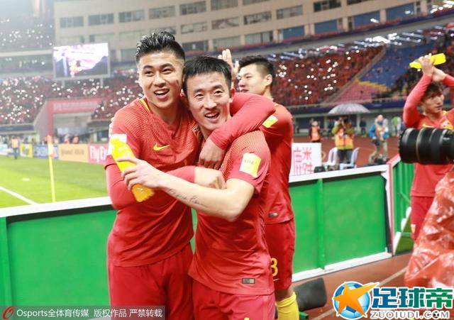 U23亚洲杯分组A组：卡塔尔、澳大利亚、约旦、印尼B组：日本、韩国、阿联酋、中国C组：沙特、伊拉克、泰国、塔吉克斯坦D组：乌兹别克斯坦、越南、科威特、马来西亚罗马诺：格列兹曼专注于马竞 他不会在冬窗加盟曼联罗马诺在今天的专栏中谈到了格列兹曼，直接指出法国球星只想留在马德里竞技，和曼联没有联系。